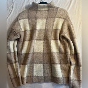 Women’s turtle neck sweater, size XS